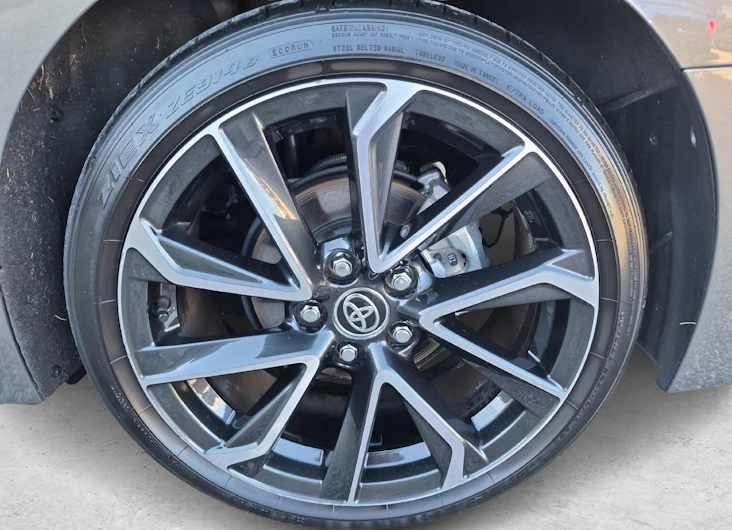 Fahrzeugbild TOYOTA COROLLA