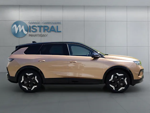 OPEL Grandland-e Ultimate AWD