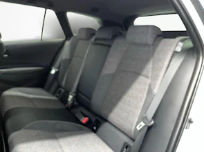 Fahrzeugbild TOYOTA Corolla Touring Sports 2.0 HSD Swiss Edition