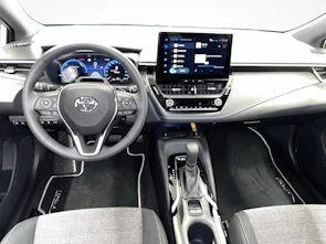 Fahrzeugbild TOYOTA Corolla Touring Sports 2.0 HSD Swiss Edition