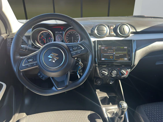 image du véhicule 10 image du véhicule 10