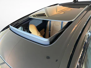 https://vehicle.imgix.net/4255263/0b295753-a4d2-4e9e-bac1-7472d41806e1.jpg