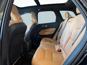 https://vehicle.imgix.net/4255263/ca2ca271-7018-4c40-b874-7ea2624d6076.jpg