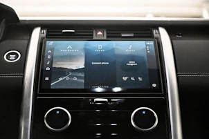 Fahrzeugbild LAND ROVER Discovery 3.0 D I6 350 Dynamic SE