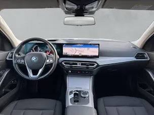 BMW 330e xDrive Touring G21 (CH) AHK