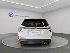 Fahrzeugbild SUBARU Forester Station 2.0i e-Boxer Luxury