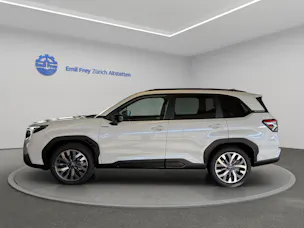 Subaru Forester Station 2.0i e-Boxer Luxury