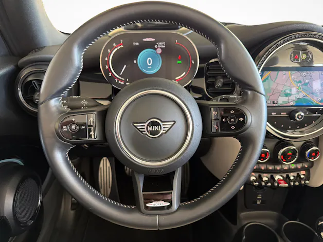 Mini Cabrio F57 2.0i John Cooper Works