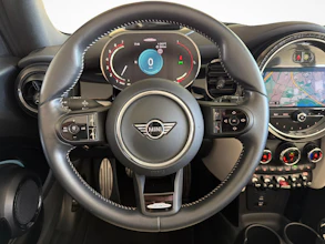https://vehicle.imgix.net/4255413/4c42ddcf-ceb5-41f4-9d15-554e9dd1bfe5.jpg