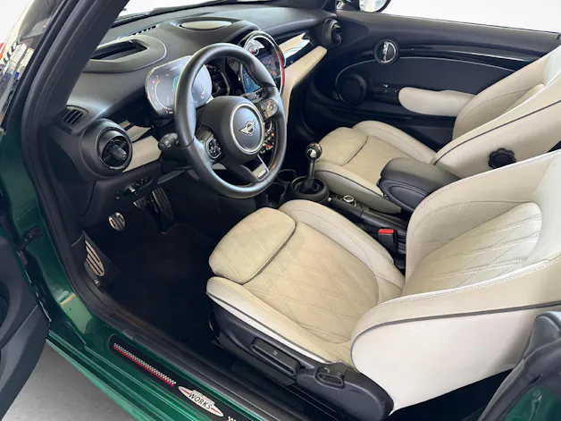 Mini Cabrio F57 2.0i John Cooper Works
