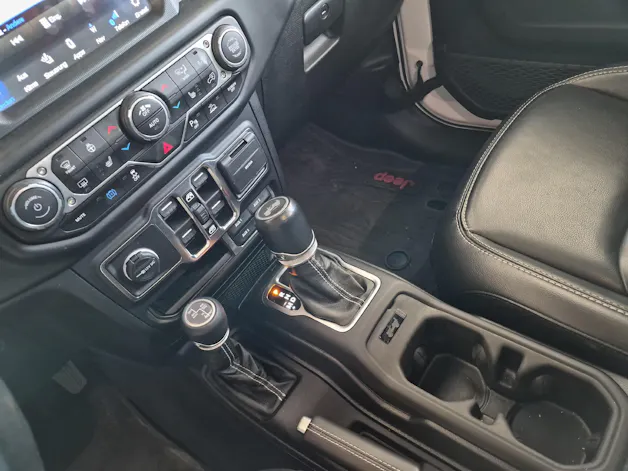 Jeep Wrangler 2.0 Turbo 80th Anniversary / ab 3,99% Leasing bei Abschluss einer Protect Autoversicherung