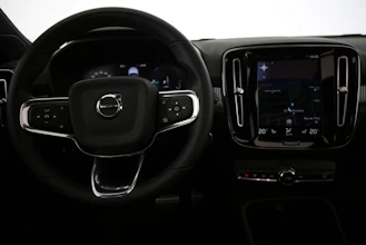 https://vehicle.imgix.net/4255476/e624ab51-5538-4768-8cd4-a52ab185f909.jpg
