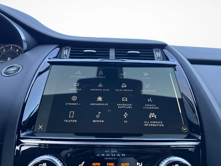 Fahrzeugbild JAGUAR E-PACE