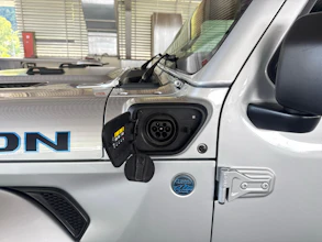https://vehicle.imgix.net/4255578/1b9fd81f-34ca-46d8-82d5-b2de77463523.jpg