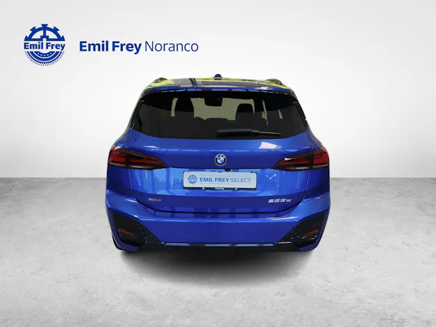 BMW 225e xDrive paddles Active Tourer
