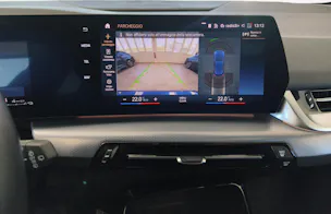 BMW 225e xDrive paddles Active Tourer