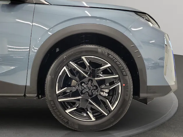 Peugeot 3008 1.2 Hybrid Allure Premium
