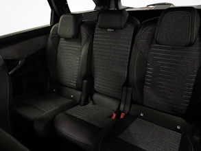 https://vehicle.imgix.net/4255622/68b94c32-d642-4997-a24b-34bf0dec9a10.jpg