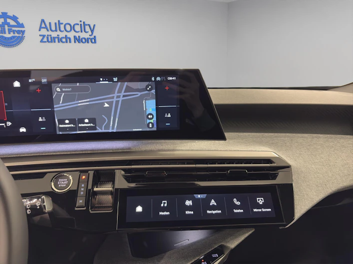 immagine del veicolo PEUGEOT 5008