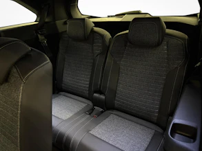 https://vehicle.imgix.net/4255627/0db3d279-b4ae-4c70-b580-ca1d019dc9f0.jpg