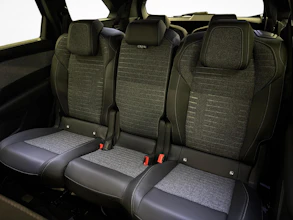 https://vehicle.imgix.net/4255627/f8b4b79c-bc0b-4b05-bcb6-01aa4f7b106e.jpg