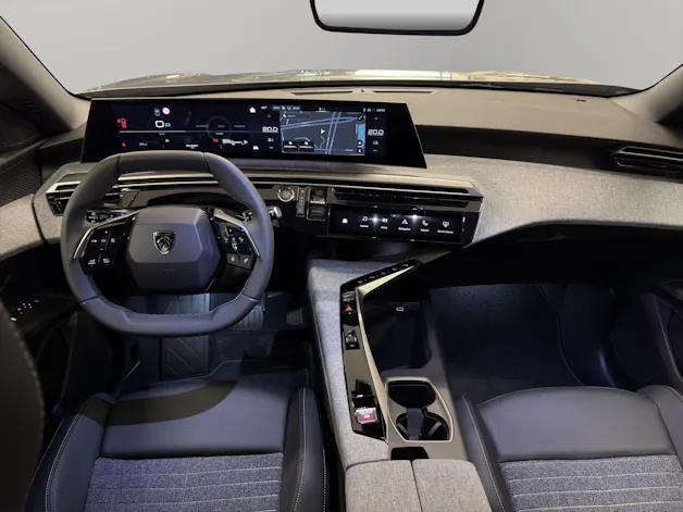 Peugeot 5008 1.2 Hybrid Allure Premium