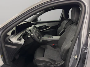 https://vehicle.imgix.net/4255630/5908ab24-2d27-4f3f-b6fe-81a521280aa2.jpg