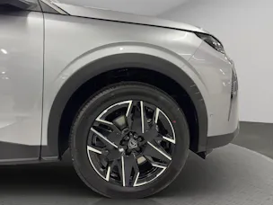 Peugeot 5008 1.2 Hybrid Allure Premium