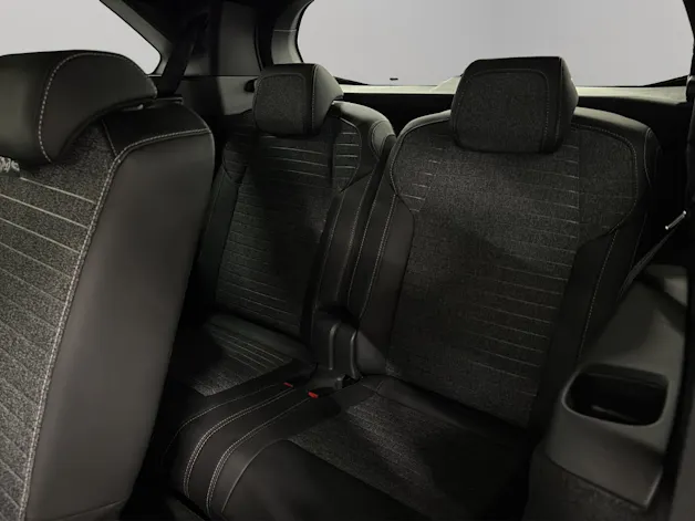 Peugeot 5008 1.2 Hybrid Allure Premium