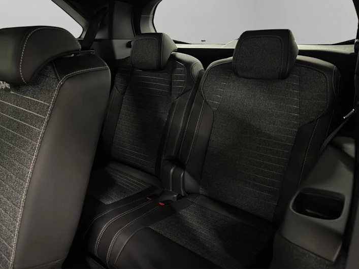 Fahrzeugbild PEUGEOT 5008