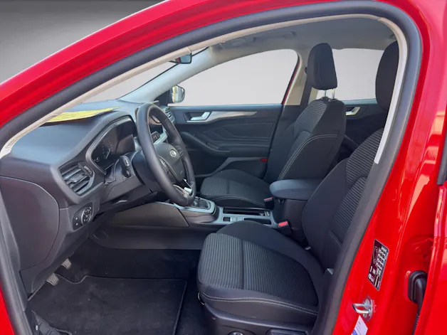 Ford Focus 1.0i EcoB Hybrid 125 Titanium