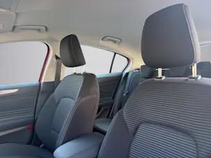 Ford Focus 1.0i EcoB Hybrid 125 Titanium