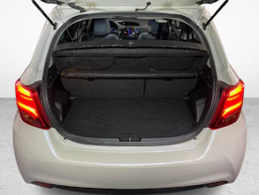 https://vehicle.imgix.net/4255700/d424ab56-5560-452f-83ee-5518dc48da39.jpg