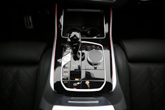 https://vehicle.imgix.net/4255726/0f873aff-2938-48cc-ab20-719ad3b40a27.jpg