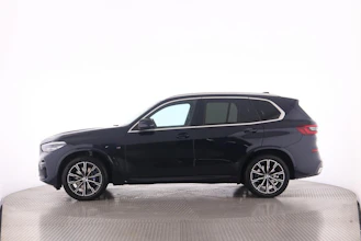 https://vehicle.imgix.net/4255726/5c6380cd-6da2-4670-b70e-302f91d237a7.jpg