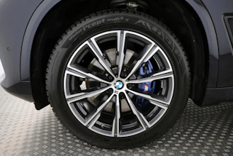 https://vehicle.imgix.net/4255726/bb1a8ec2-02a1-4daa-9c0e-22b6dd67ccda.jpg