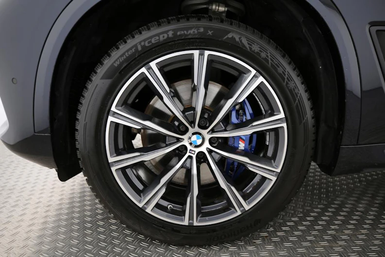 immagine del veicolo BMW X5