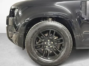 Land Rover Defender 110 3.0 D I6 X-Dynamic SE