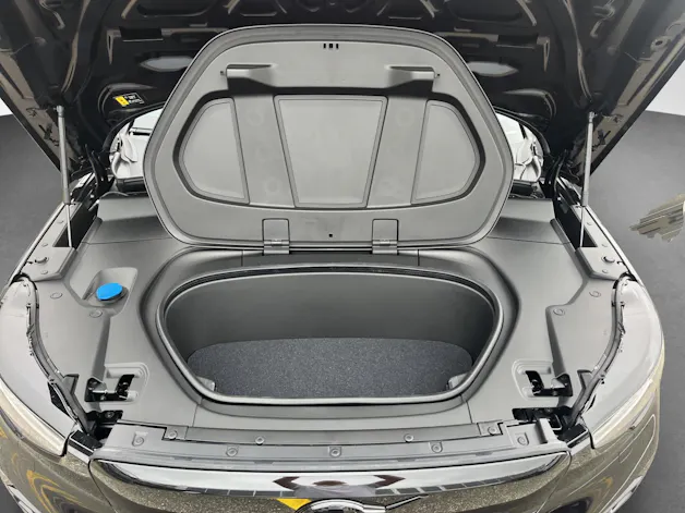 Volvo EX40 Twin Black Edition AWD