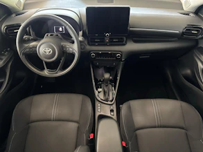 https://vehicle.imgix.net/4255775/a0d8ee61-e8ed-4c57-a2ee-7bd319819ce2.jpg