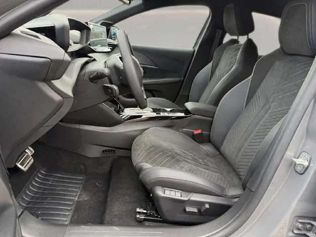 Peugeot 208 Electrique 156 ch (115 kW) GT