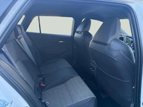 Fahrzeugbild TOYOTA Corolla Touring Sports 2.0 HSD Swiss Edition