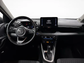 Fahrzeugbild TOYOTA Yaris 1.5 VVT-i HSD Trend