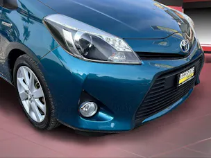 Toyota Yaris 1.5 VVT-i HSD Sol Premium