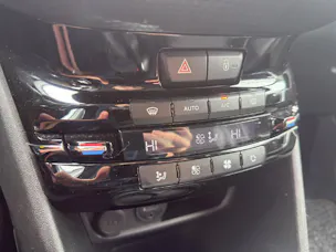 Peugeot 2008 1.2 PureTech Active EGS S