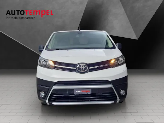 Toyota PROACE Van L2 2.0 D Luna
