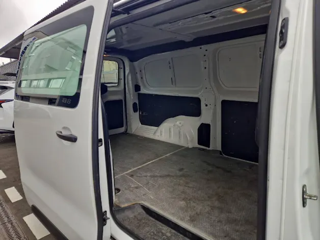 Toyota PROACE Van L2 2.0 D Luna