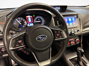 Fahrzeugbild SUBARU XV 2.0i Luxury