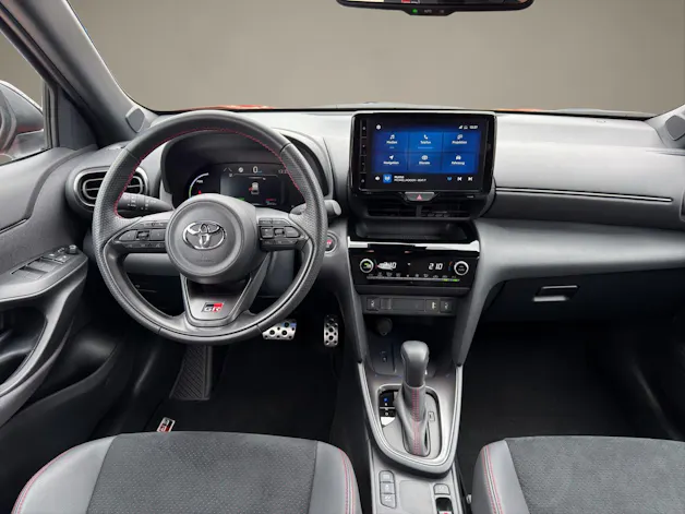 Toyota Yaris Cross 1.5 VVT-i HSD GR Sport