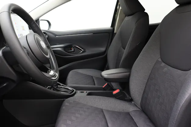 Toyota Yaris 1.5 VVT-i HSD Trend